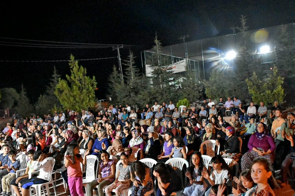Cafana Mahalle Sakinleri Yeşilyurt Akşamları Sokak Konserine Büyük İlgi Gösterdi